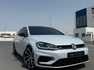 Volkswagen Golf R 2018 — Auto Trader UAE