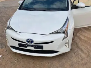 Toyota Prius 2017 — Auto Trader UAE
