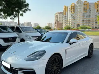 Porsche Panamera 2017 — Auto Trader UAE