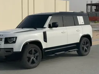 Land Rover Defender HSE 2023 — Auto Trader UAE