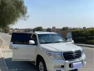 Toyota Land Cruiser GXR 2010 — Auto Trader UAE