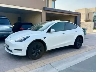 Tesla Model Y 2025 — Auto Trader UAE