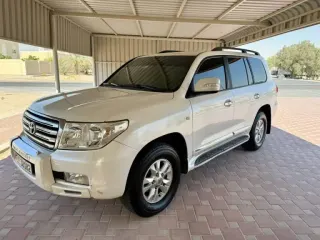 تويوتا لاند كروزر 2010 — Auto Trader UAE