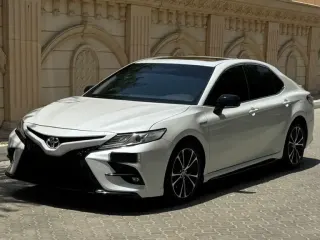 Toyota Camry 2020 — Auto Trader UAE