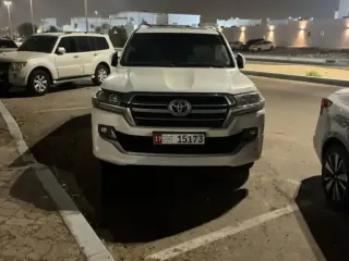 Toyota Land Cruiser GXR 2019 — Auto Trader UAE