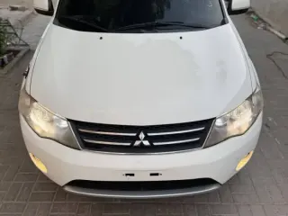 Mitsubishi Outlander 2009 — Auto Trader UAE
