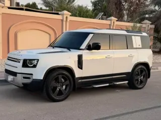 Land Rover Defender HSE 2024 — Auto Trader UAE