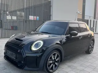 Mini Cooper 2022 — Auto Trader UAE