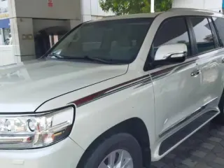 تويوتا لاند كروزر 2020 — Auto Trader UAE