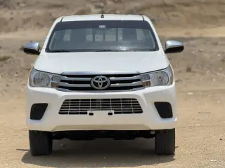 Toyota Hilux 2016 — Auto Trader UAE