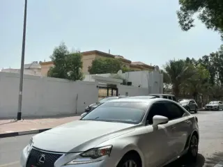 Lexus IS 2016 — Auto Trader UAE