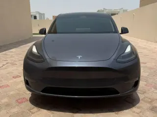 Tesla Model Y 2022 — Auto Trader UAE