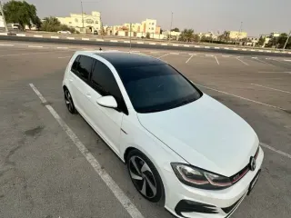 Volkswagen Golf GTI 2018 — Auto Trader UAE