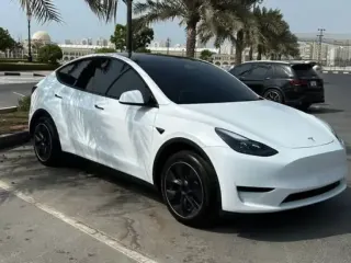 Tesla Model Y 2024 — Auto Trader UAE