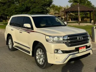 Toyota Land Cruiser GXR 2018 — Auto Trader UAE