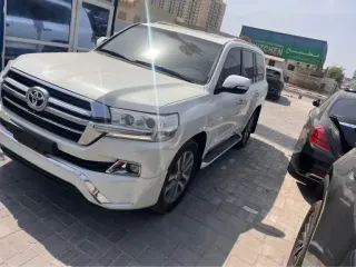 Toyota Land Cruiser VXR 2017 — Auto Trader UAE