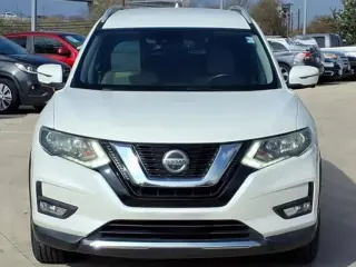 Nissan Rogue SL 2017 — Auto Trader UAE
