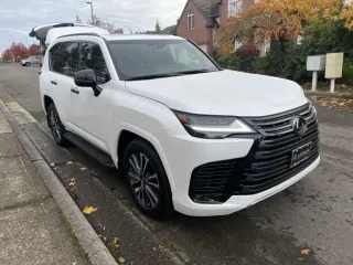 Lexus LX 600 2022 — Auto Trader UAE