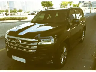 Toyota Land Cruiser GXR 2023 — Auto Trader UAE