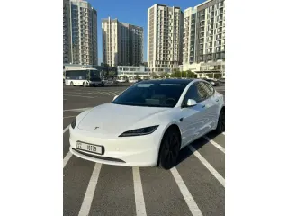 Tesla Model 3 2024 — Auto Trader UAE