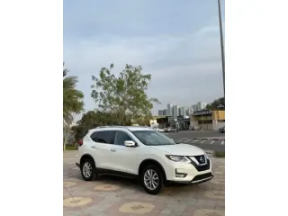 Nissan Rogue SV 2017 — Auto Trader UAE