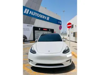 Tesla Model Y 2022 — Auto Trader UAE