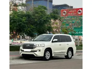Toyota Land Cruiser GXR 2017 — Auto Trader UAE