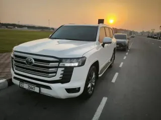 Toyota Land Cruiser GXR 2024 — Auto Trader UAE