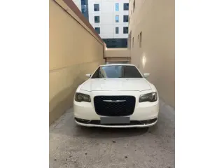 Chrysler 300 2019 — Auto Trader UAE