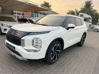 Mitsubishi Outlander 2025 — Auto Trader UAE
