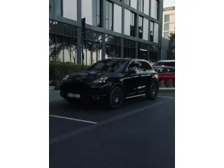 Porsche Cayenne 2015 — Auto Trader UAE