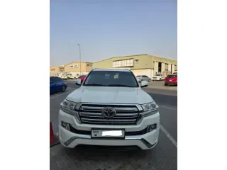 Toyota Land Cruiser VXR 2017 — Auto Trader UAE