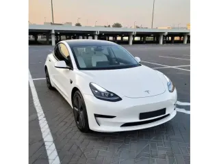 Tesla Model 3 2021 — Auto Trader UAE