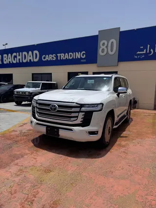 تويوتا لاند كروزر VX 2026