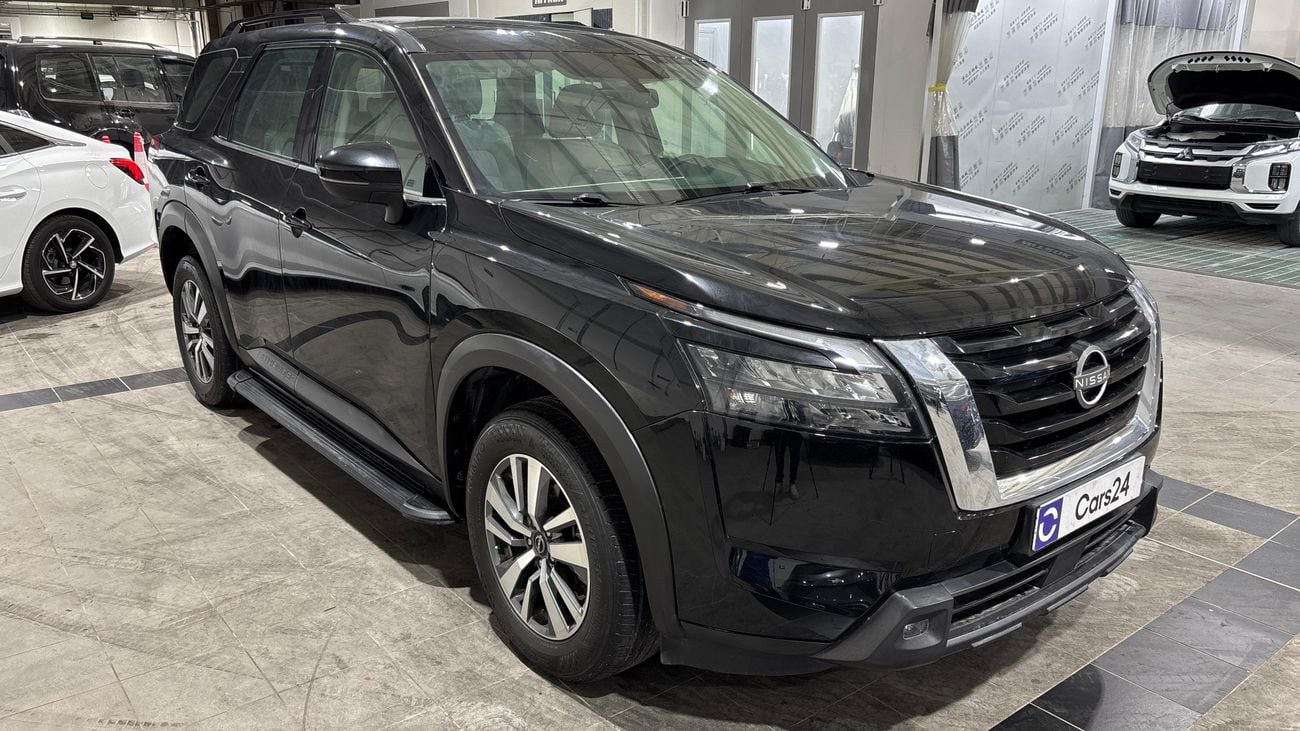 Nissan Pathfinder 2024 — DubiCars
