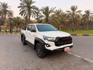 تويوتا هايلكس GR Sport 2016