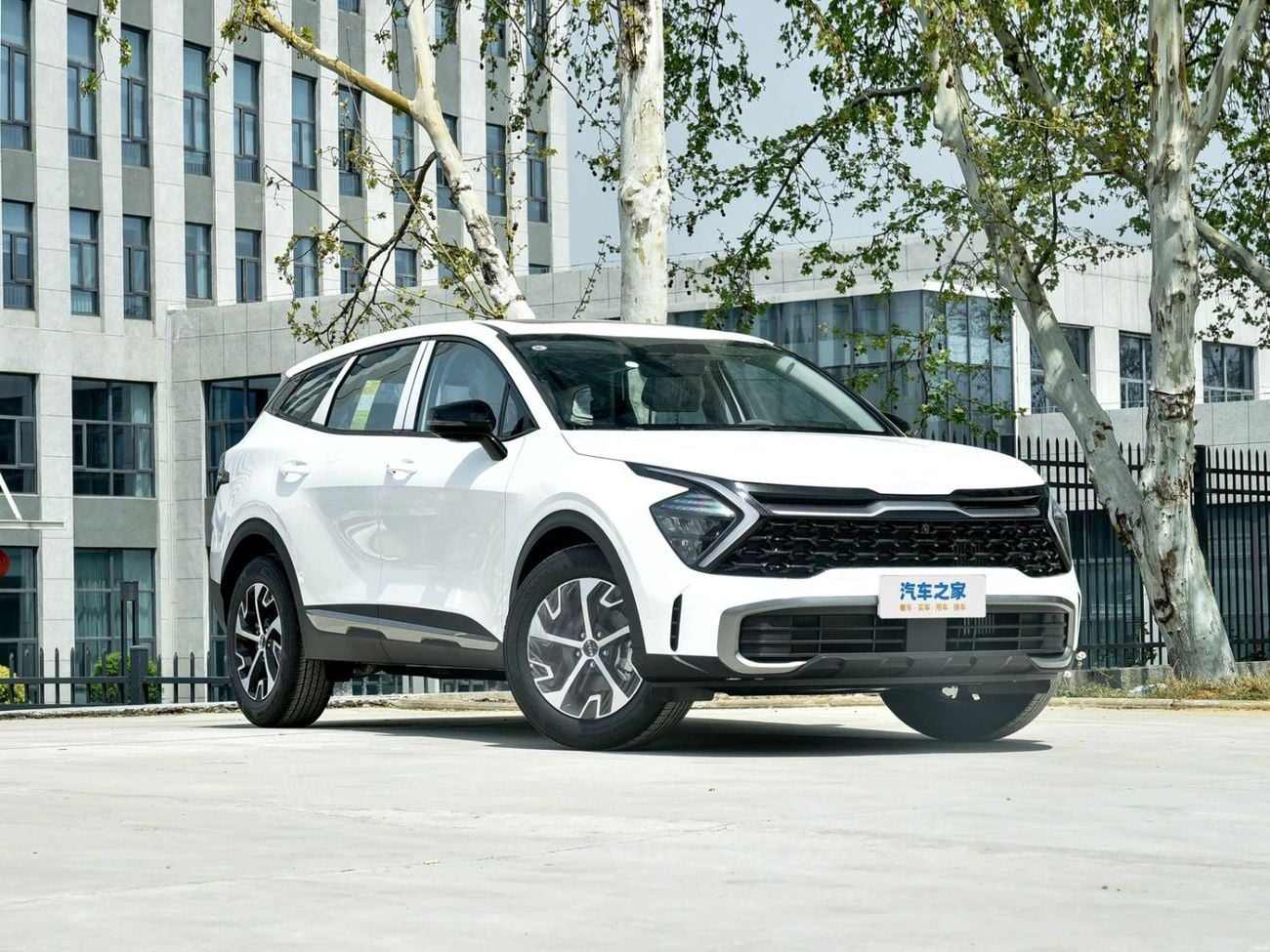 Kia Sportage 2025 — DubiCars