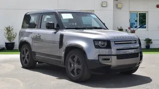 Land Rover Defender HSE 2024