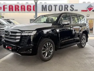 تويوتا لاند كروزر VX 2026