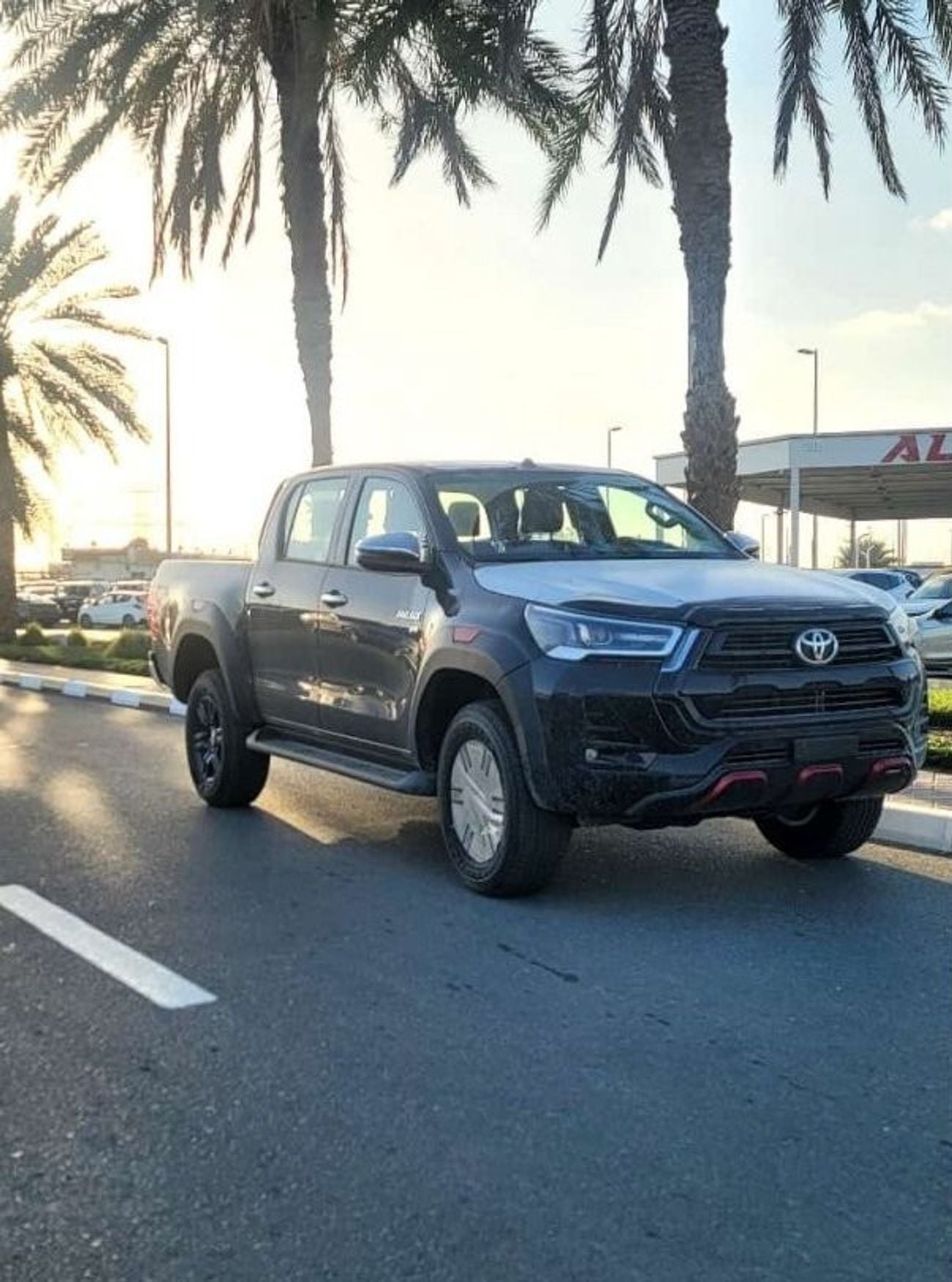 Toyota Hilux 2024 — DubiCars