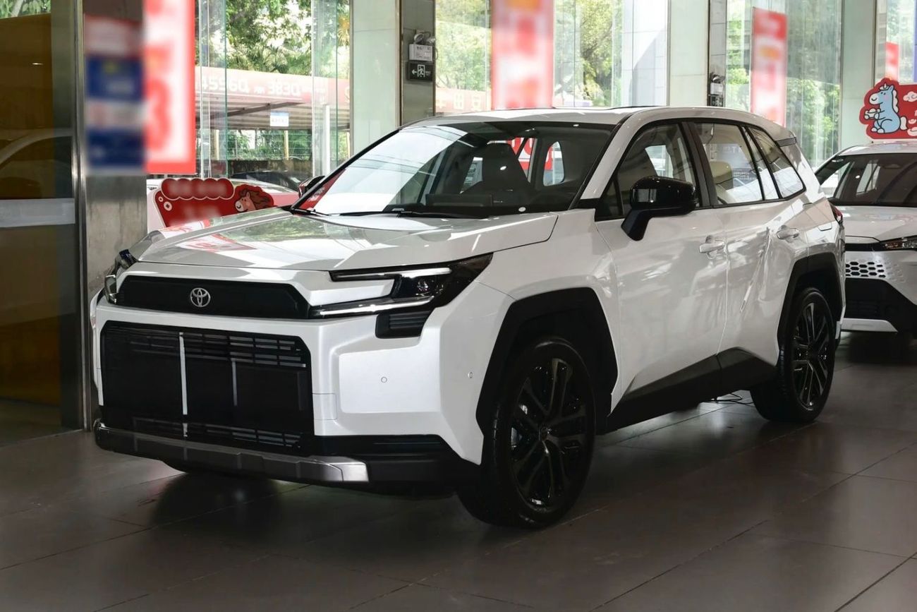 Toyota RAV4 2026 — DubiCars