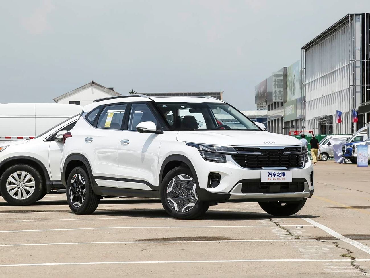 Kia Seltos 2026 — DubiCars