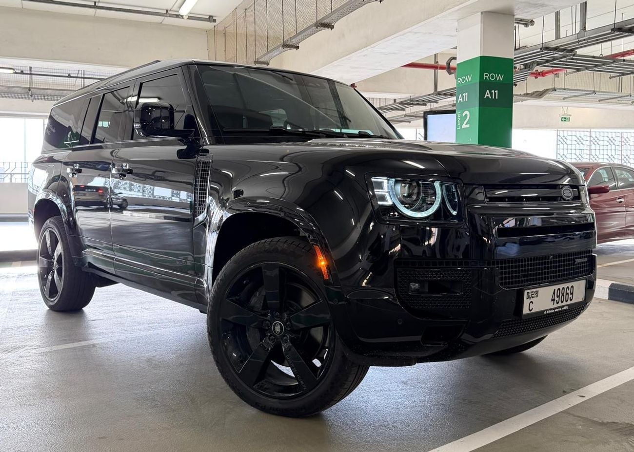 Land Rover Defender 2023 — DubiCars