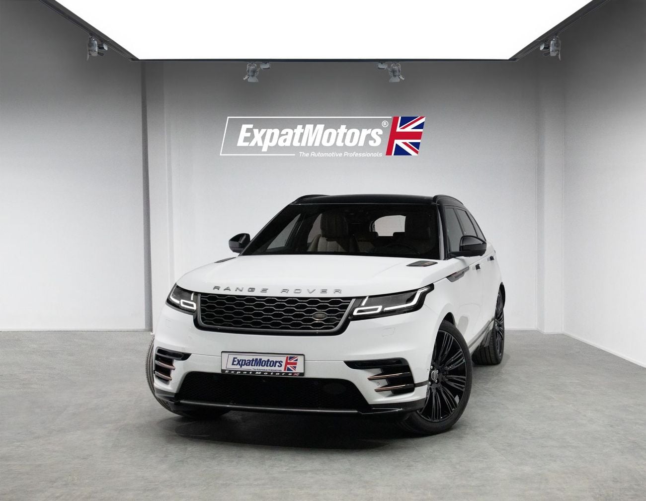 Land Rover Range Rover Velar HSE 2018 — DubiCars