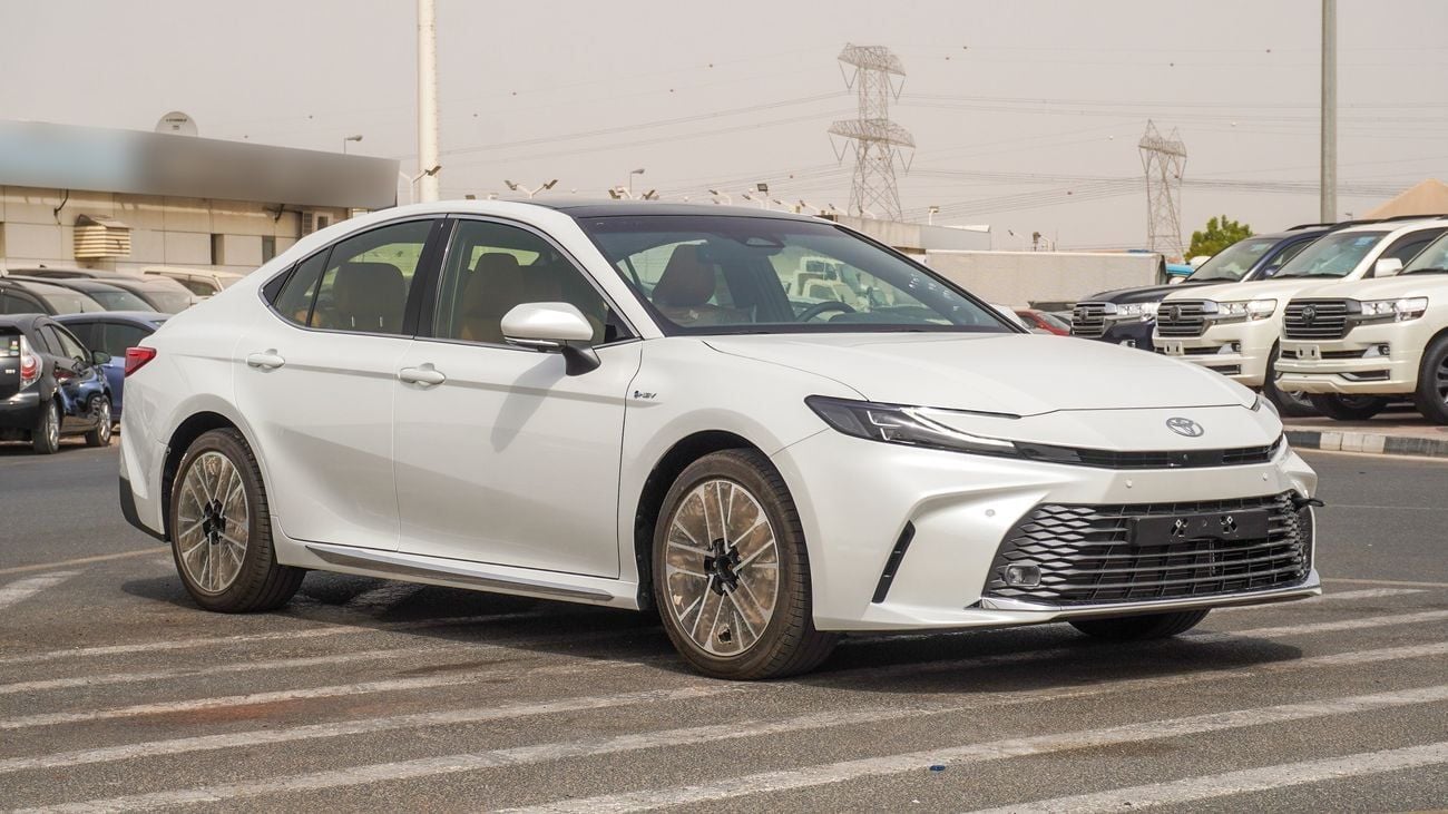 Toyota Camry Limited 2025 — DubiCars