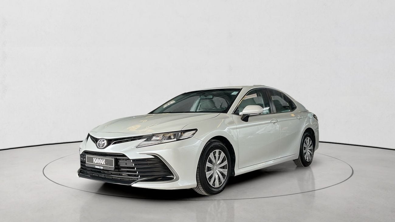 Toyota Camry 2023 — DubiCars
