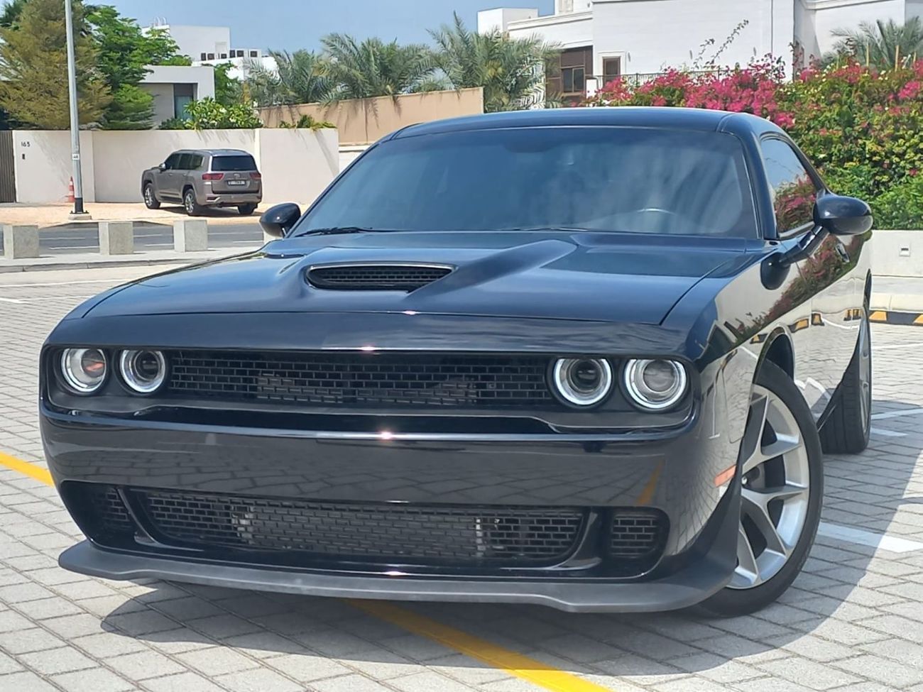 Dodge Challenger 2021 — DubiCars