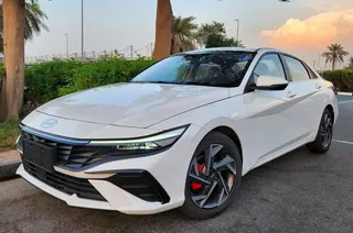 Hyundai Elantra 2025