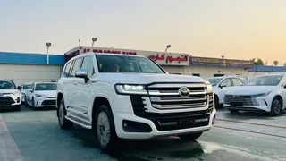 تويوتا لاند كروزر VXR 2026