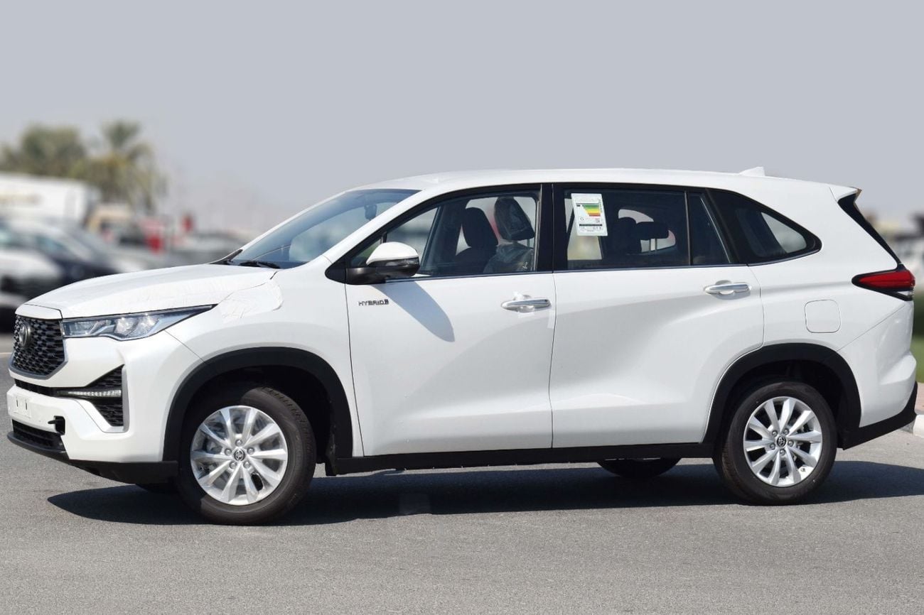 Toyota Innova 2025 — DubiCars